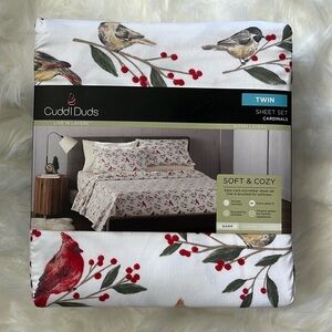 🆕 Cuddl Duds Twin Sheet Set Soft and Cozy Microfiber Cardinals